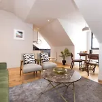 Joivy Luxury Flat Near Edinburgh Castle